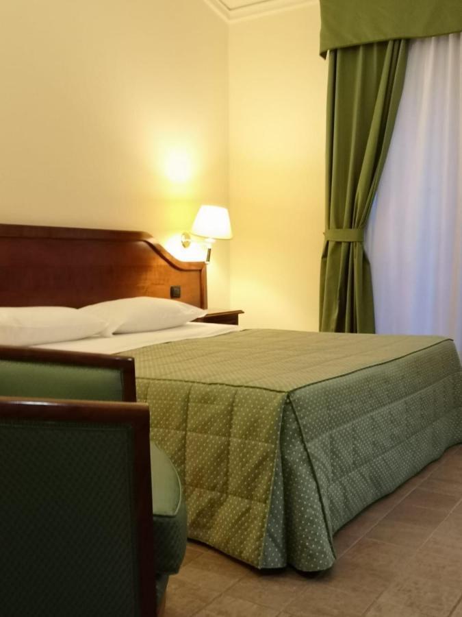 Hotel Villa Peretti Gela Dış mekan fotoğraf